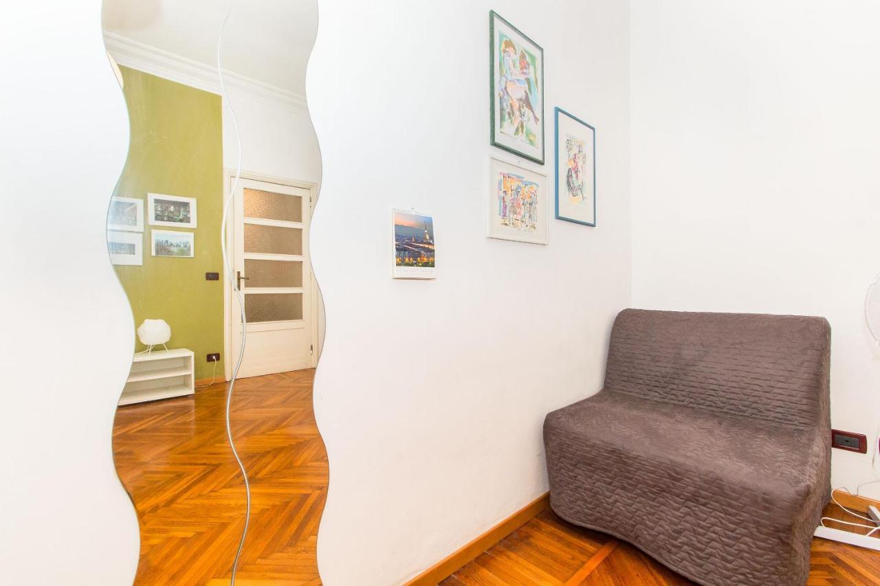 شقة Mercato Centrale Colorful Flat تورينو المظهر الخارجي الصورة